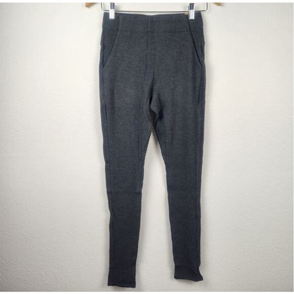 Lunya Restore Thermal High Rise Legging in Mellow Gray Heather Size XS NWOT - Picture 3 of 12